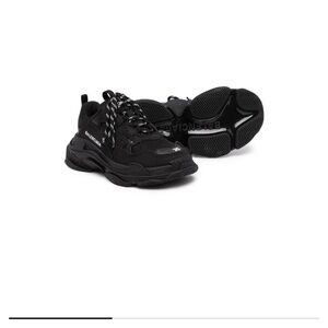 Kids Balenciaga sneakers